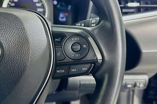 2022 Toyota COROLLA SX HYBRID ZWE211R