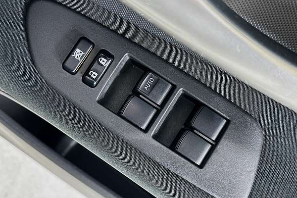 2012 Toyota Corolla ASCENT ZRE152R MY11
