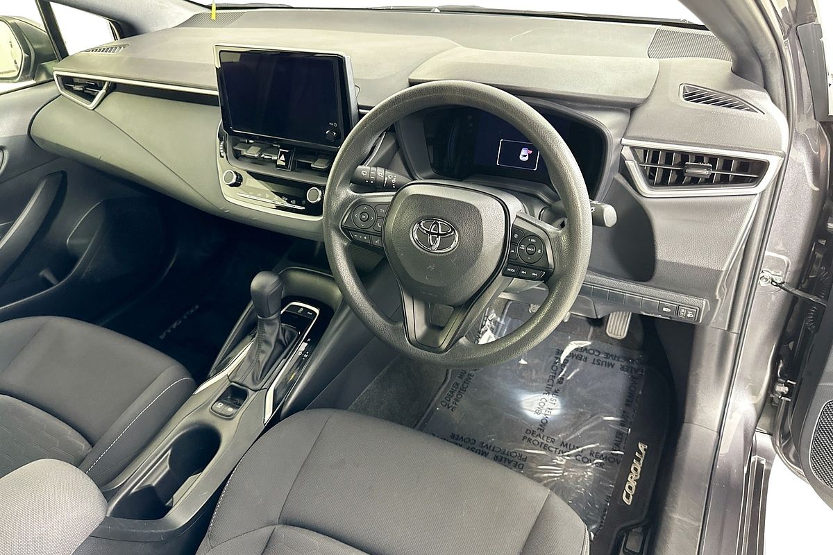 2024 Toyota COROLLA ASCENT SPORT MZEA12R