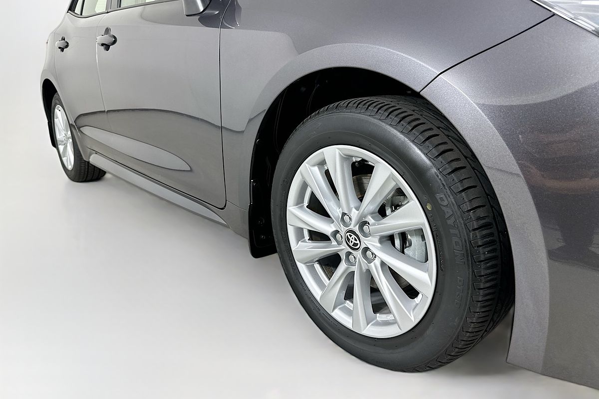 2024 Toyota COROLLA ASCENT SPORT MZEA12R
