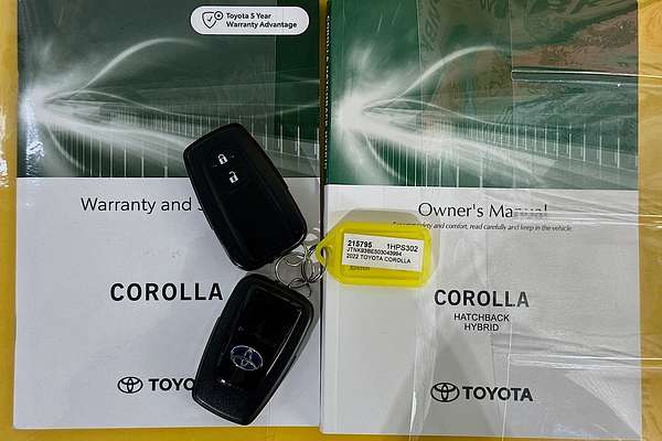 2022 Toyota COROLLA SX HYBRID ZWE211R