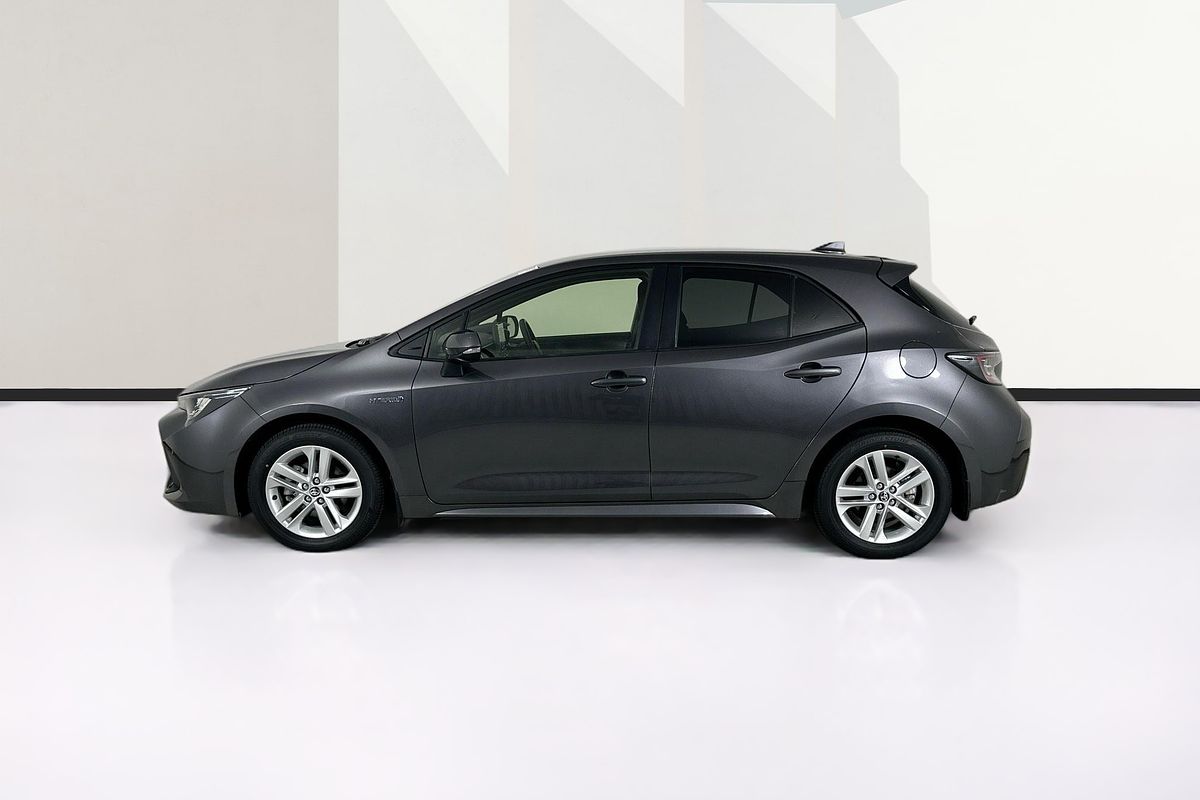 2022 Toyota COROLLA SX HYBRID ZWE211R