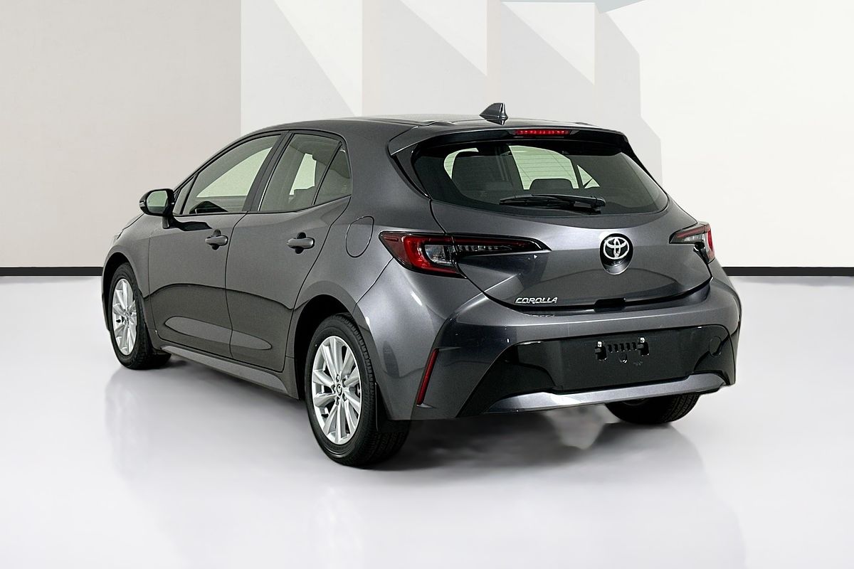 2024 Toyota COROLLA ASCENT SPORT MZEA12R