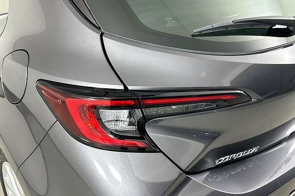 2024 Toyota COROLLA ASCENT SPORT MZEA12R