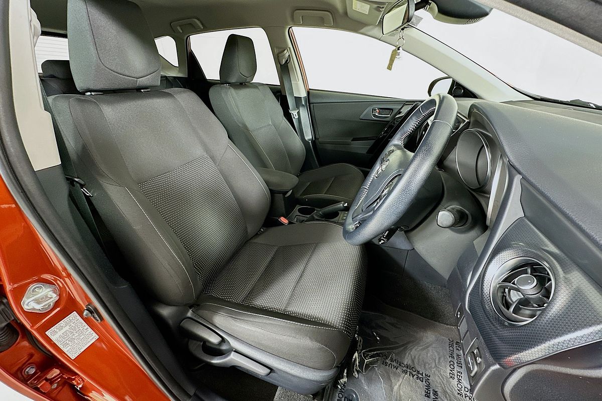 2018 Toyota COROLLA HYBRID ZWE186R MY16