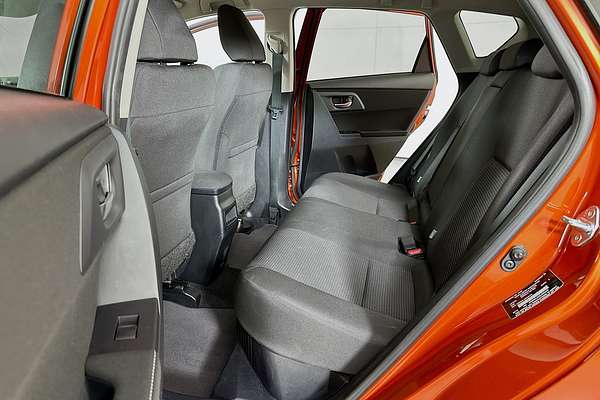 2018 Toyota COROLLA HYBRID ZWE186R MY16
