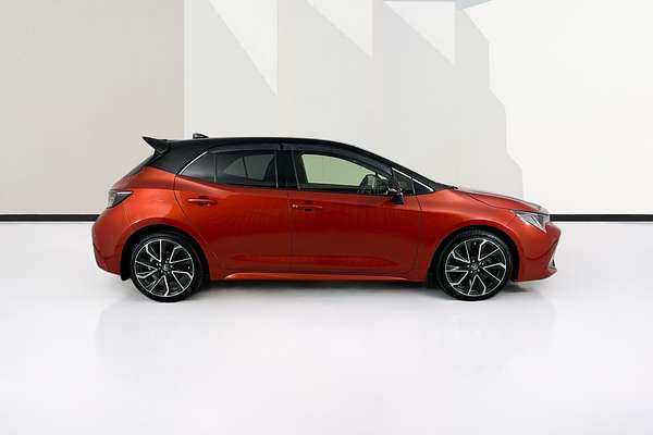 2019 Toyota COROLLA ZR MZEA12R