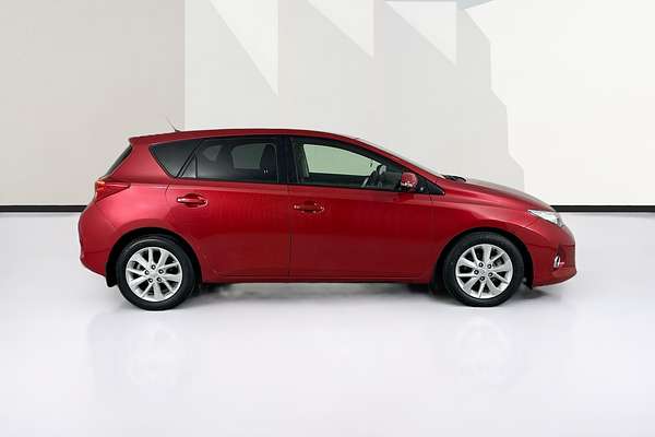 2013 Toyota COROLLA ASCENT SPORT ZRE182R