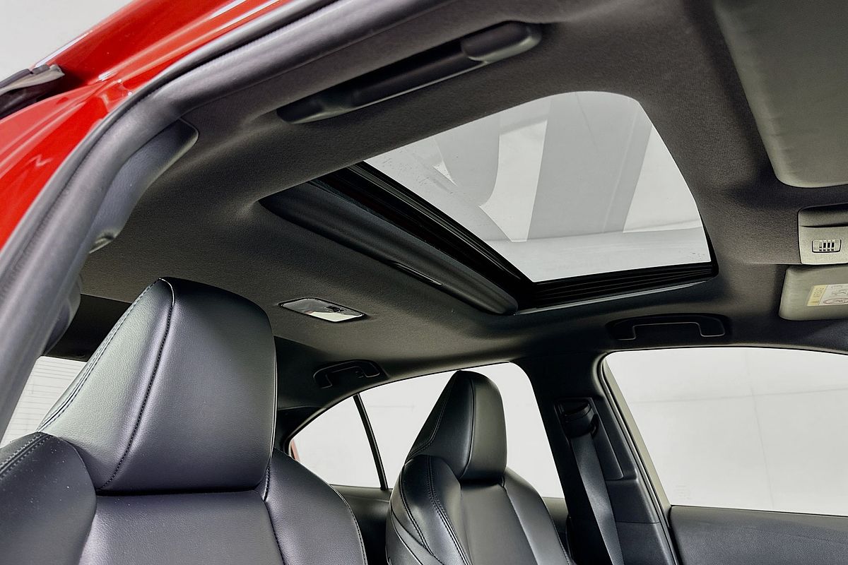 2019 Toyota COROLLA ZR MZEA12R