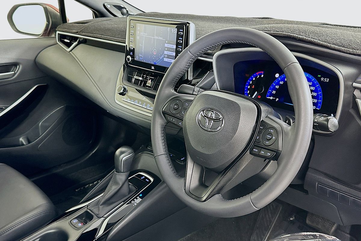 2019 Toyota COROLLA ZR MZEA12R