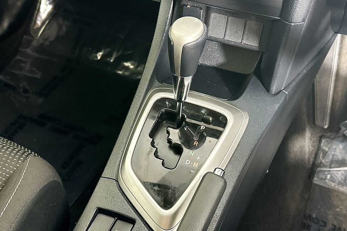 2013 Toyota COROLLA ASCENT SPORT ZRE182R