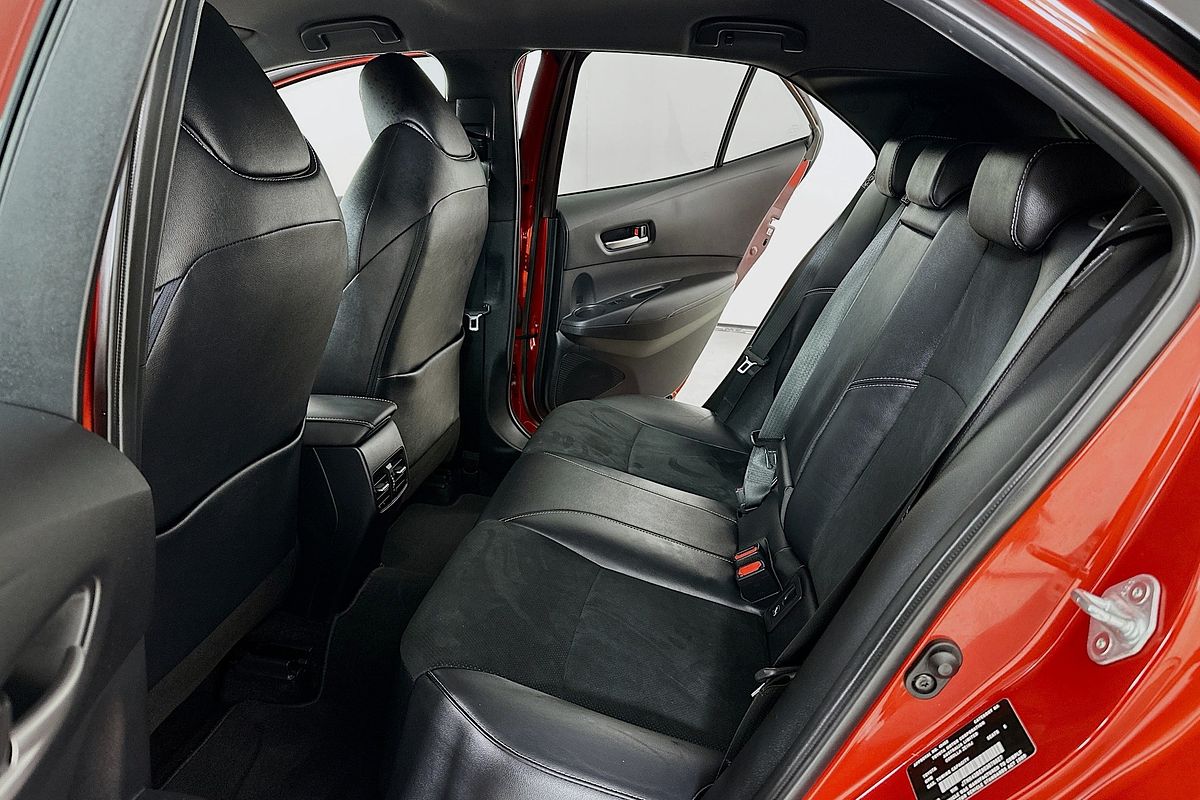 2019 Toyota COROLLA ZR MZEA12R