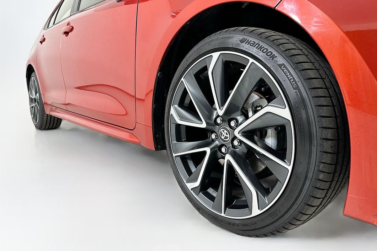 2019 Toyota COROLLA ZR MZEA12R
