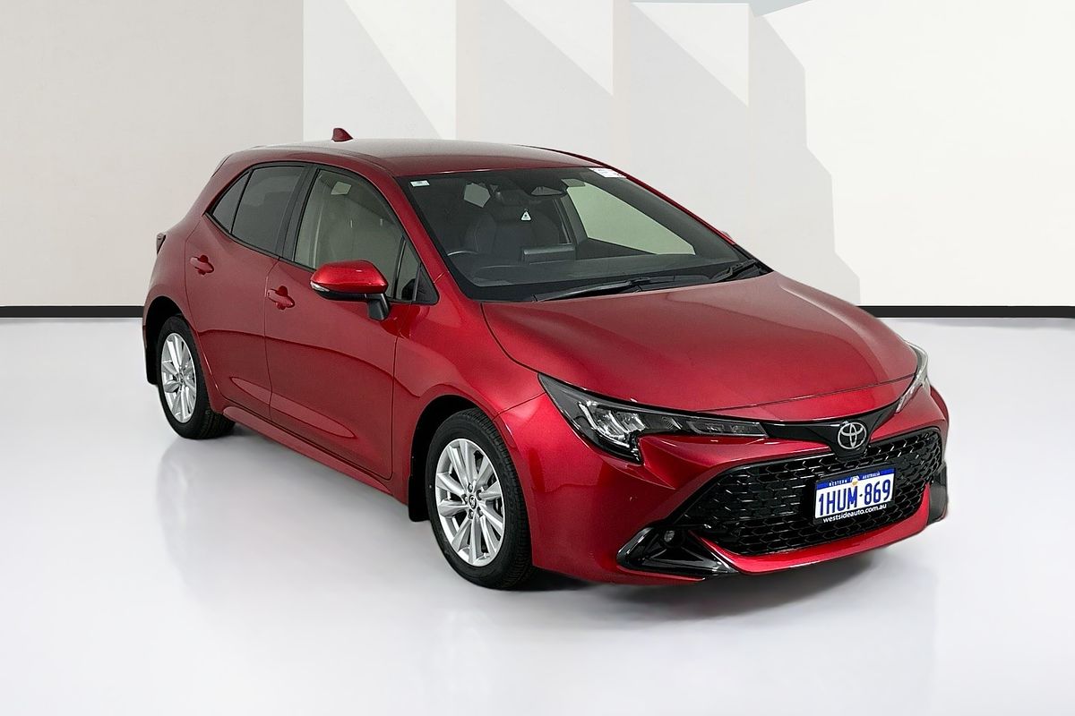 2023 Toyota COROLLA SX MZEA12R