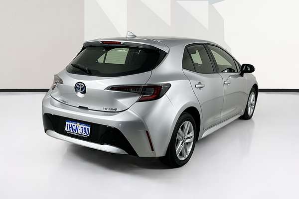 2021 Toyota COROLLA Ascent Sport Hybrid ZWE211R