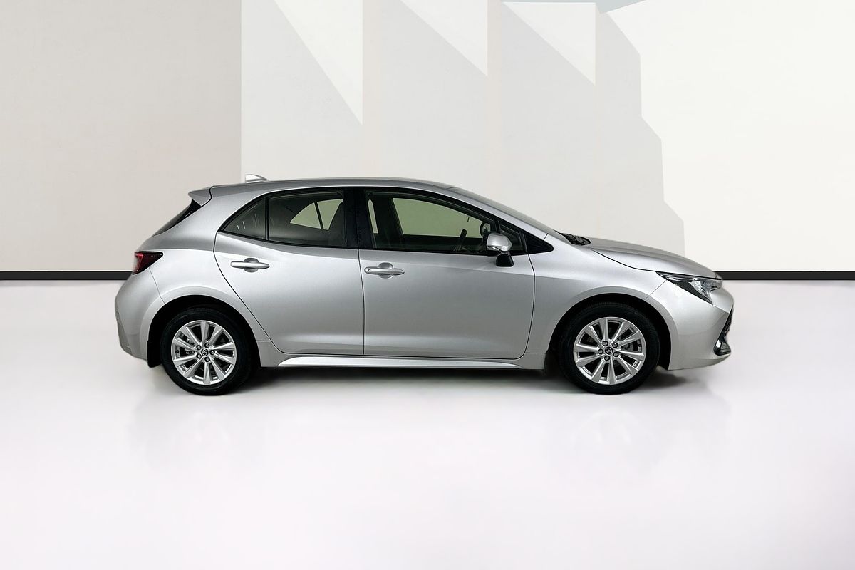 2024 Toyota COROLLA ASCENT SPORT MZEA12R