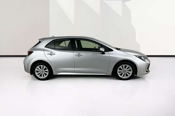 2024 Toyota COROLLA ASCENT SPORT MZEA12R