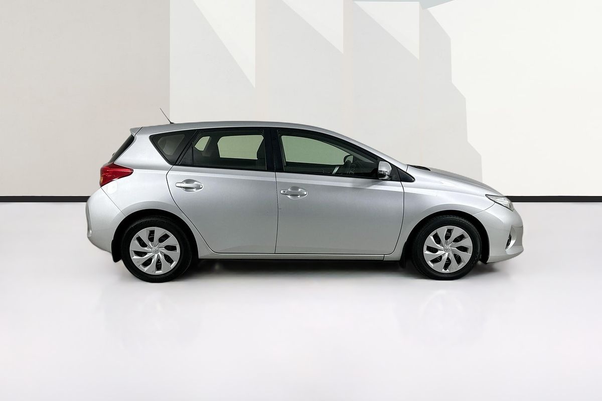 2013 Toyota COROLLA ASCENT ZRE182R