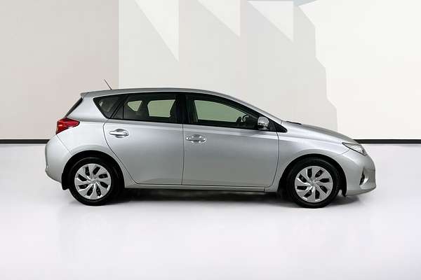 2013 Toyota COROLLA ASCENT ZRE182R
