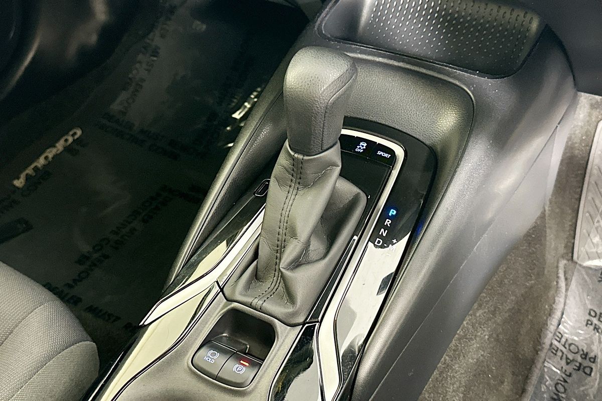 2020 Toyota COROLLA ASCENT SPORT MZEA12R