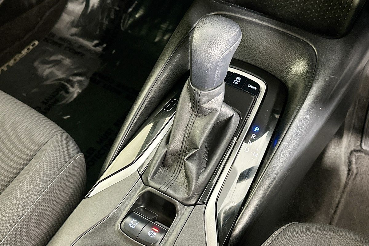 2020 Toyota COROLLA ASCENT SPORT MZEA12R