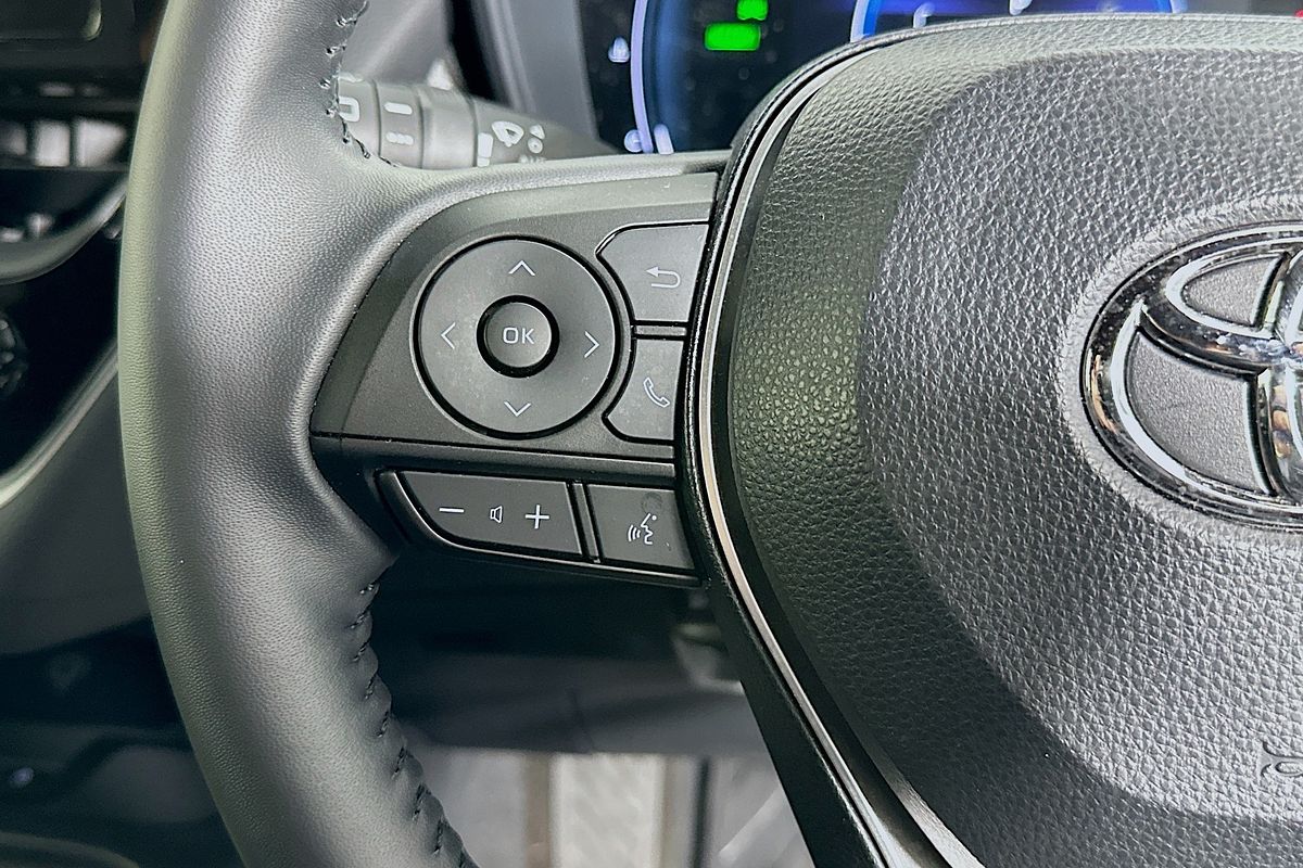 2023 Toyota COROLLA SX HYBRID ZWE219R