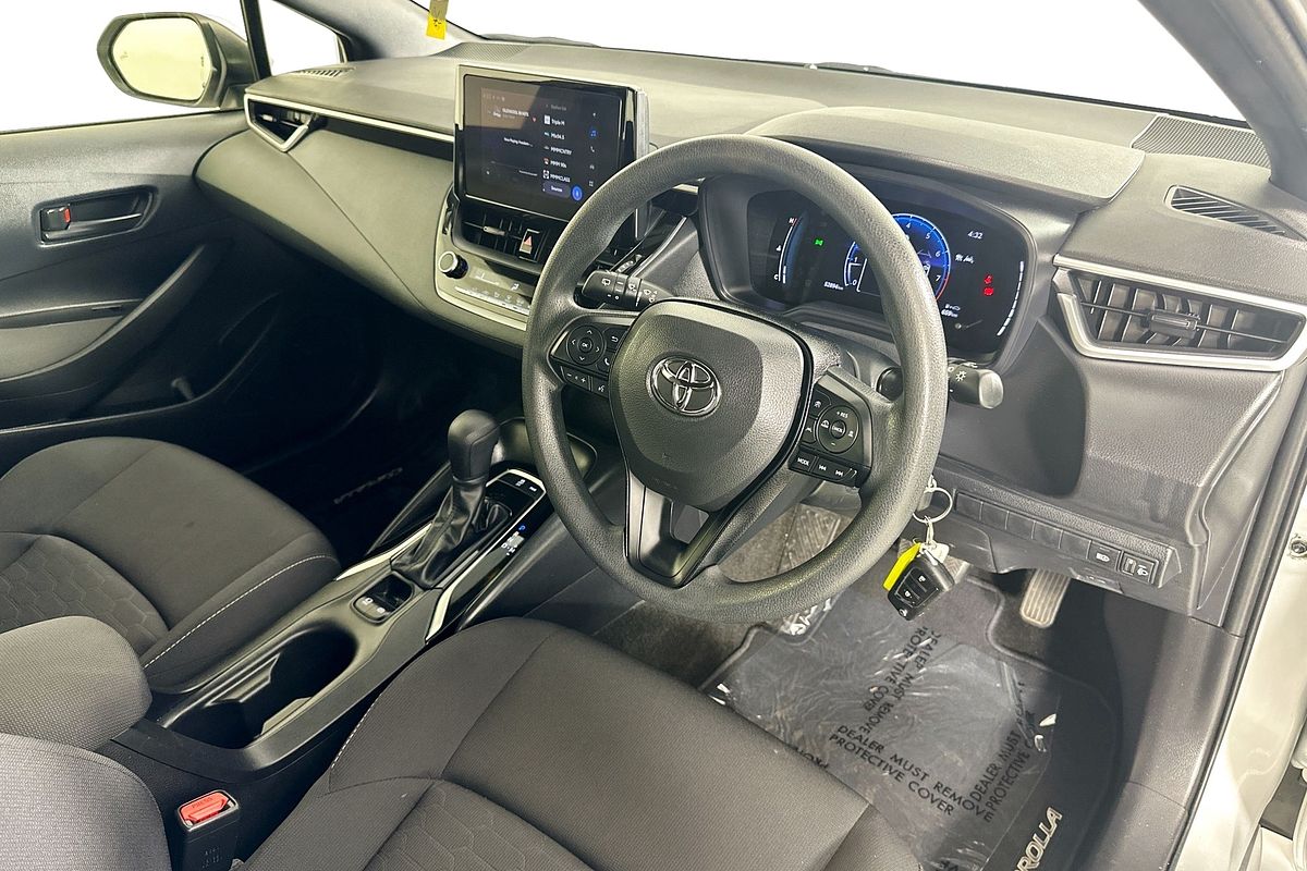 2024 Toyota COROLLA ASCENT SPORT MZEA12R