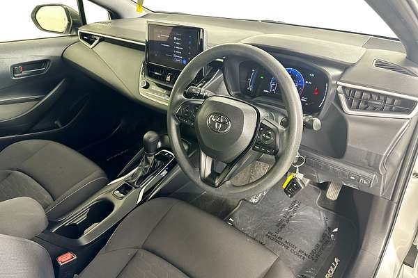 2024 Toyota COROLLA ASCENT SPORT MZEA12R