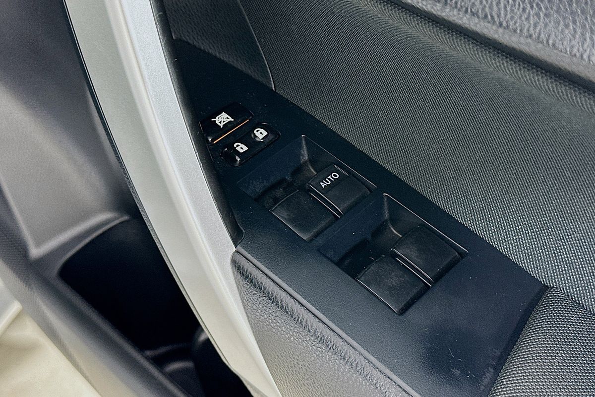 2017 Toyota COROLLA ASCENT ZRE172R