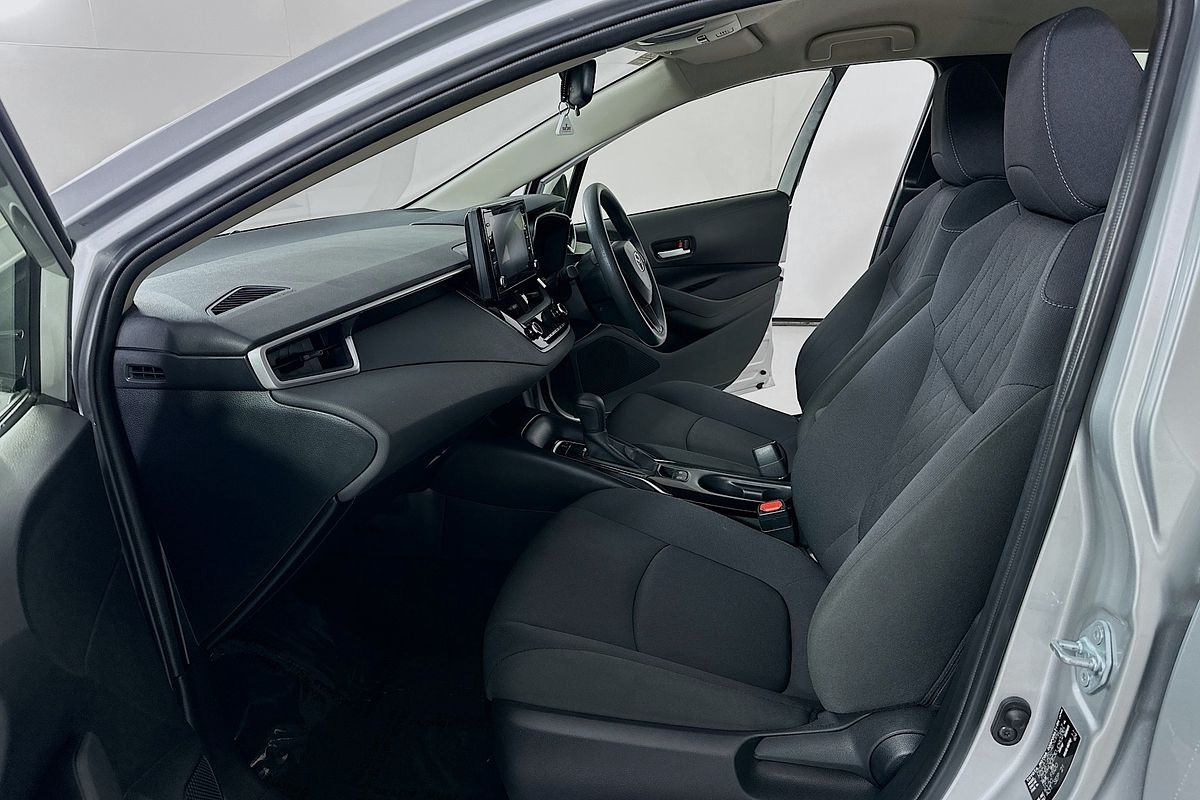 2021 Toyota COROLLA ASCENT SPORT MZEA12R