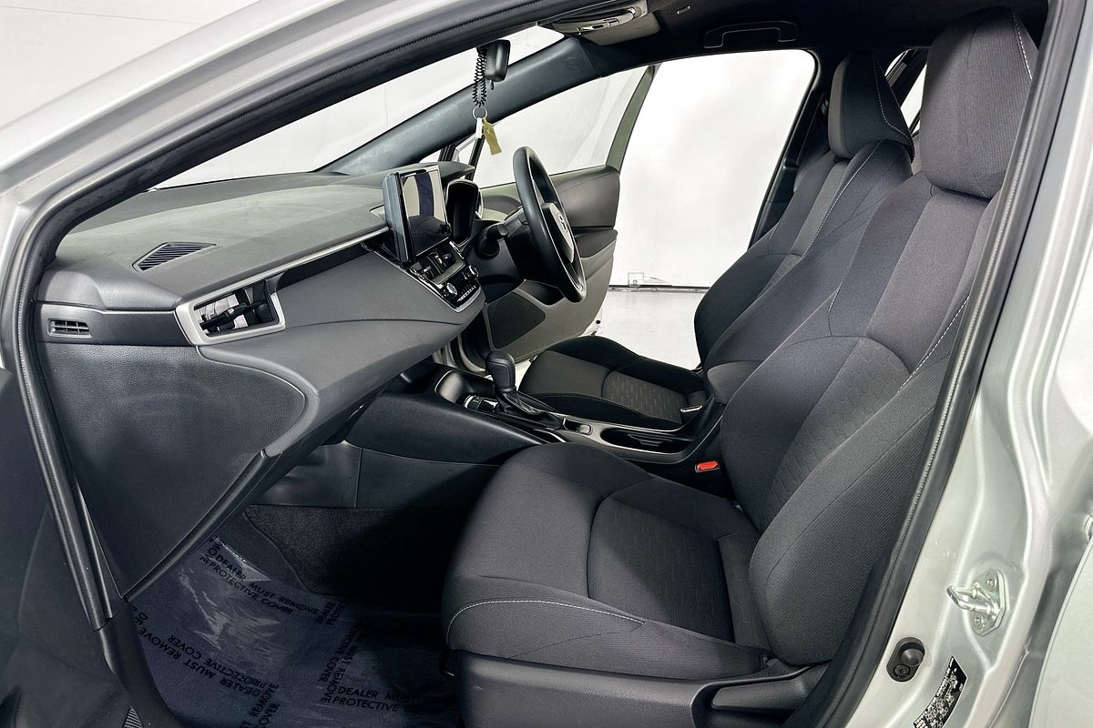 2024 Toyota COROLLA ASCENT SPORT MZEA12R