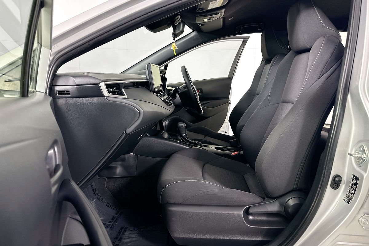 2024 Toyota COROLLA ASCENT SPORT MZEA12R