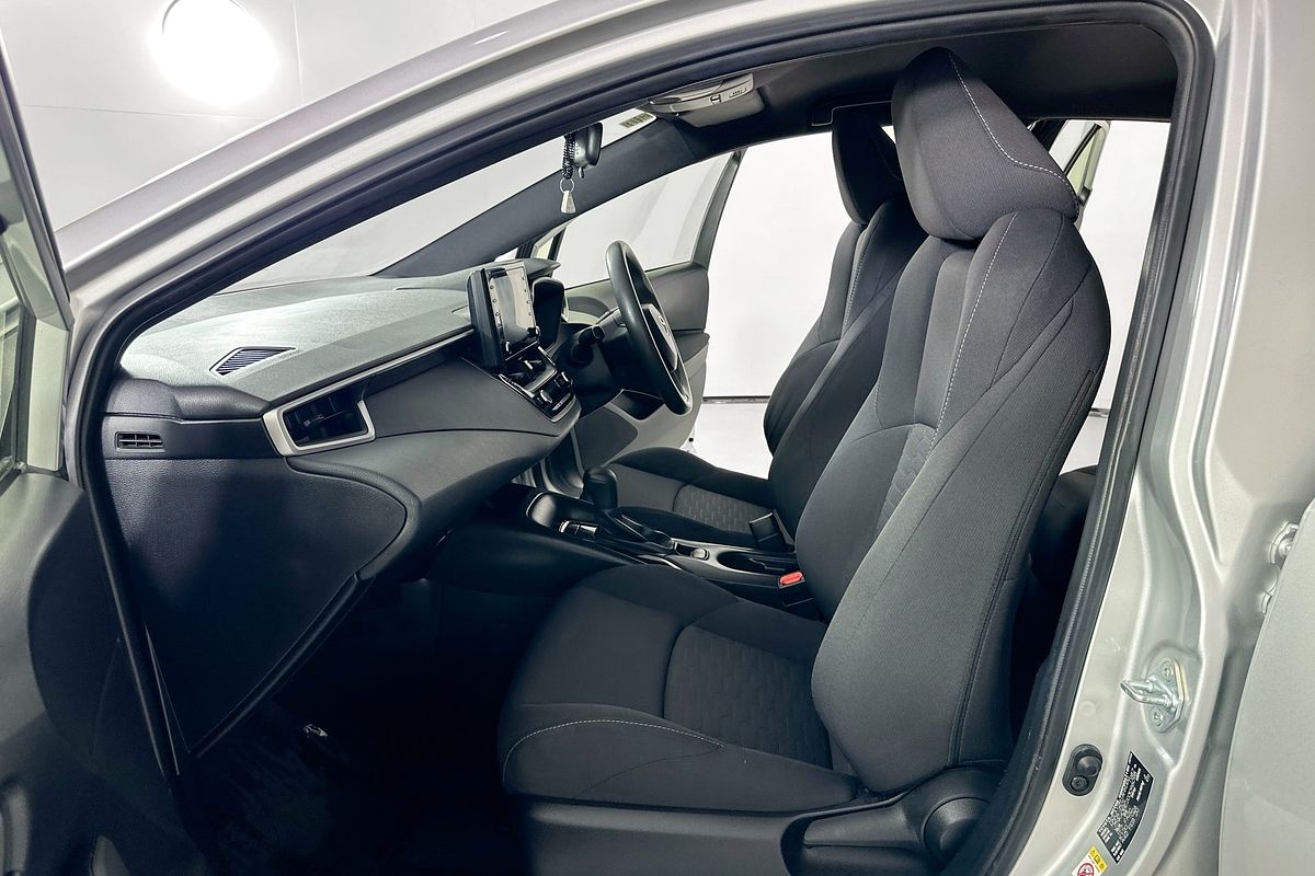 2020 Toyota COROLLA ASCENT SPORT MZEA12R