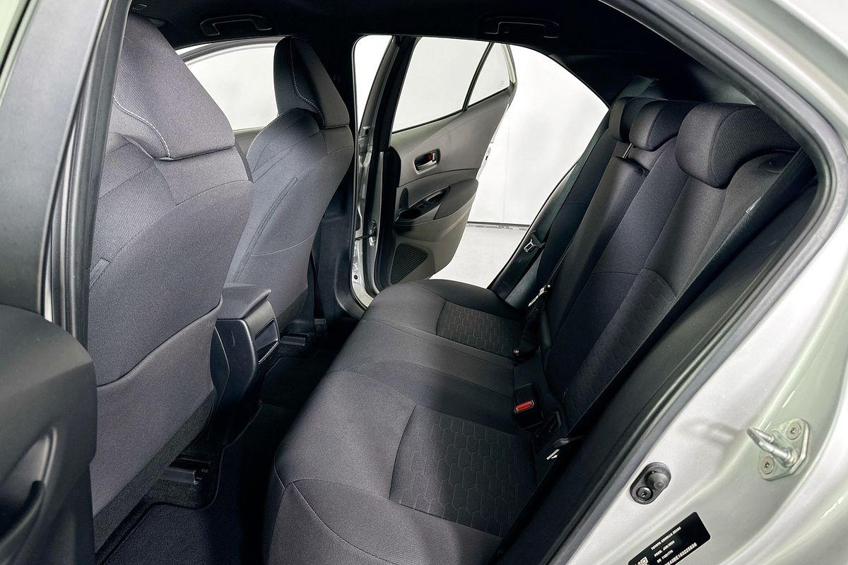 2024 Toyota COROLLA ASCENT SPORT MZEA12R