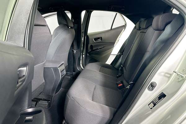 2024 Toyota COROLLA ASCENT SPORT MZEA12R