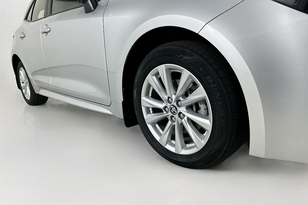 2024 Toyota COROLLA ASCENT SPORT MZEA12R