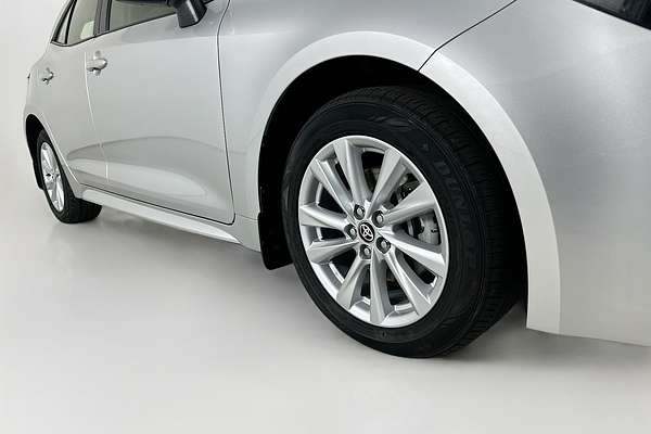 2024 Toyota COROLLA ASCENT SPORT MZEA12R