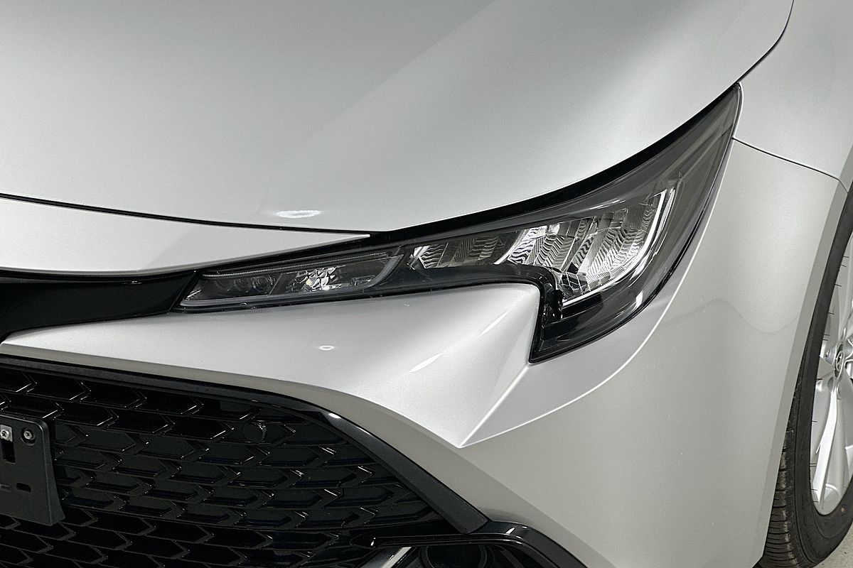 2024 Toyota COROLLA ASCENT SPORT MZEA12R