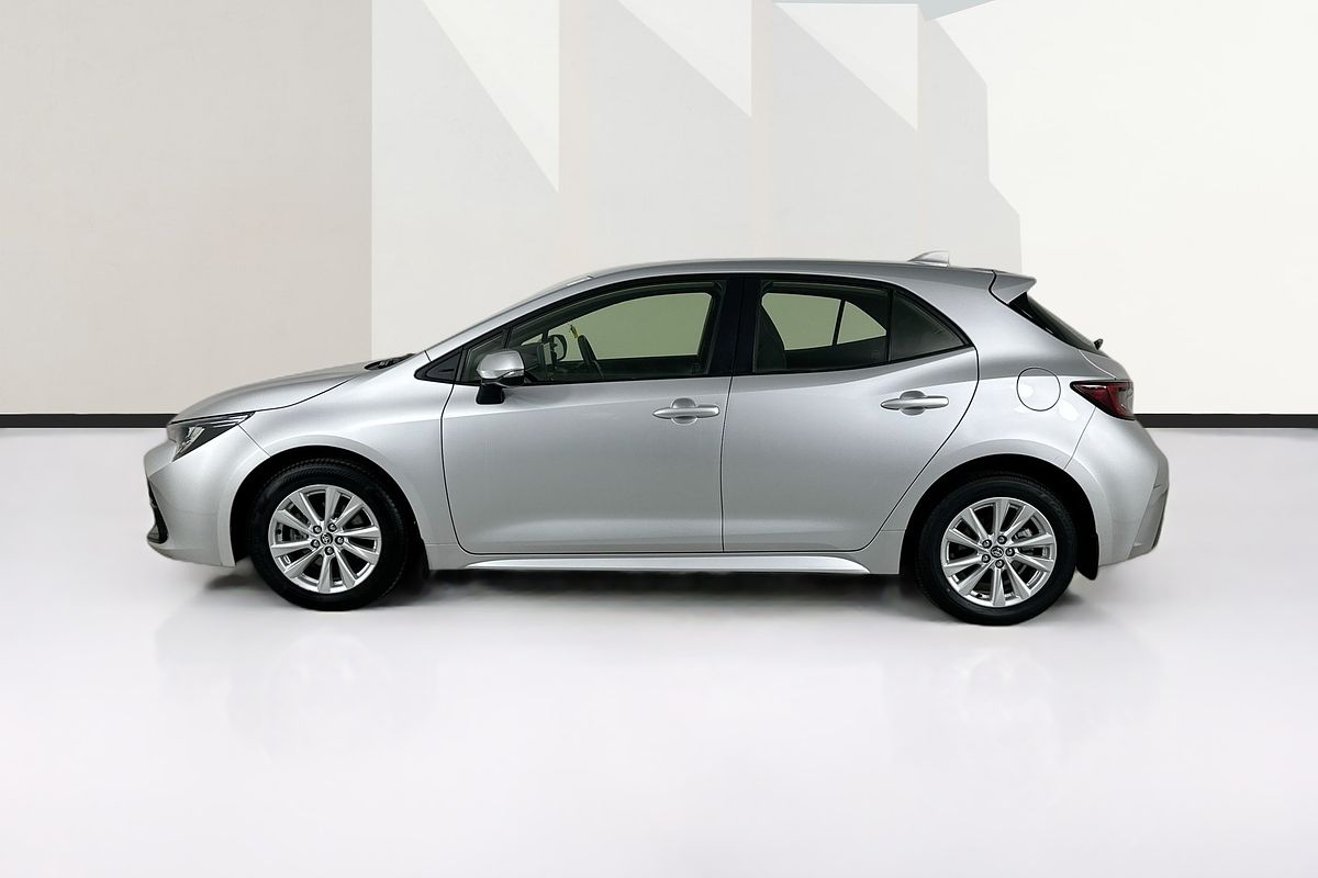 2024 Toyota COROLLA ASCENT SPORT MZEA12R