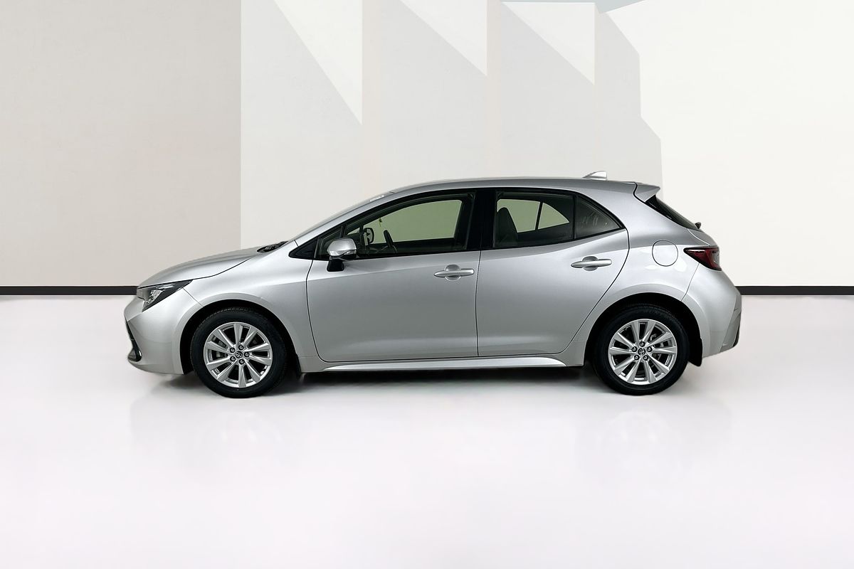 2024 Toyota COROLLA ASCENT SPORT MZEA12R