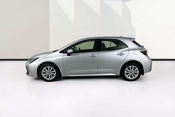 2024 Toyota COROLLA ASCENT SPORT MZEA12R