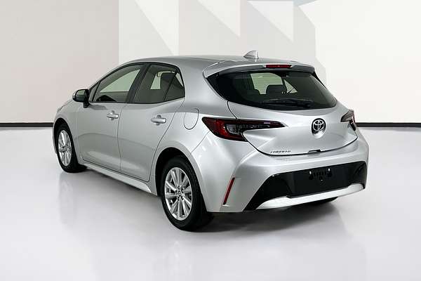 2024 Toyota COROLLA ASCENT SPORT MZEA12R