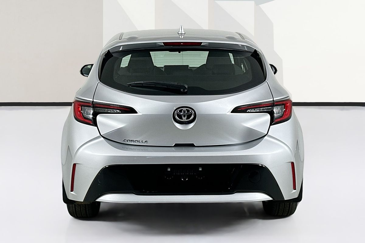 2024 Toyota COROLLA ASCENT SPORT MZEA12R