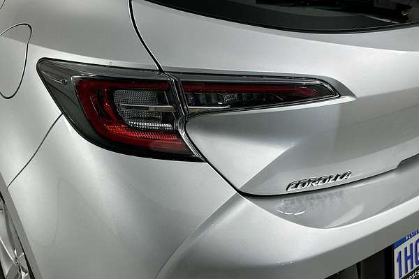 2021 Toyota COROLLA Ascent Sport Hybrid ZWE211R