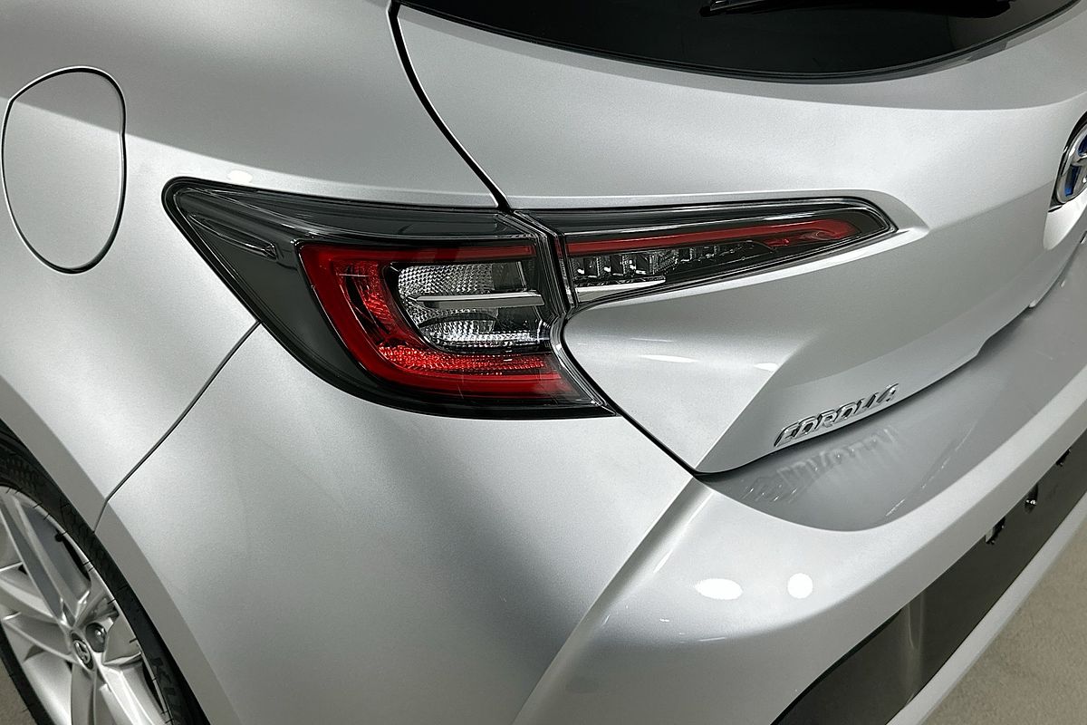 2020 Toyota COROLLA ASCENT SPORT HYBRID ZWE211R