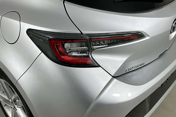 2020 Toyota COROLLA ASCENT SPORT HYBRID ZWE211R