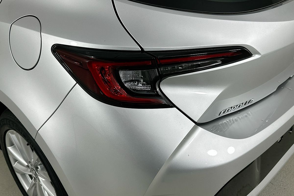 2024 Toyota COROLLA ASCENT SPORT HYBRID ZWE219R