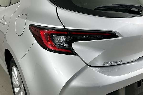 2024 Toyota COROLLA ASCENT SPORT MZEA12R