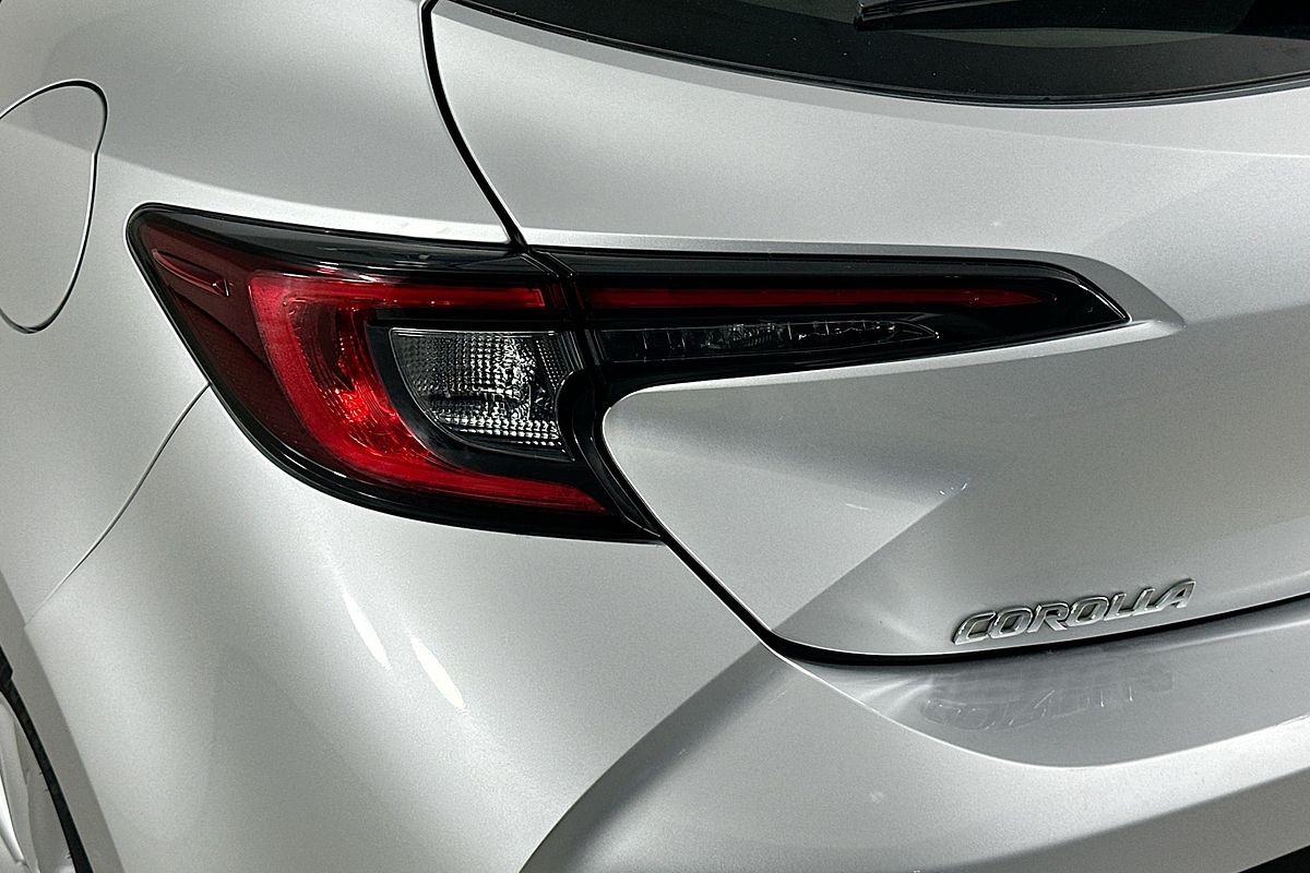 2024 Toyota COROLLA ASCENT SPORT MZEA12R