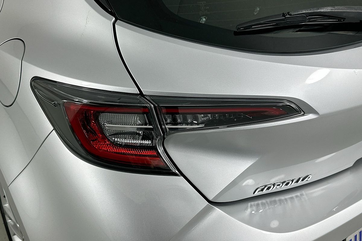 2020 Toyota COROLLA ASCENT SPORT MZEA12R